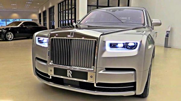 Rolls Royce - một trong các hãng xe ô tô nổi tiếng nhất thê giới